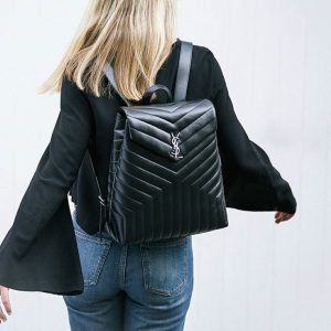 4. Ba lô backpack Loulou